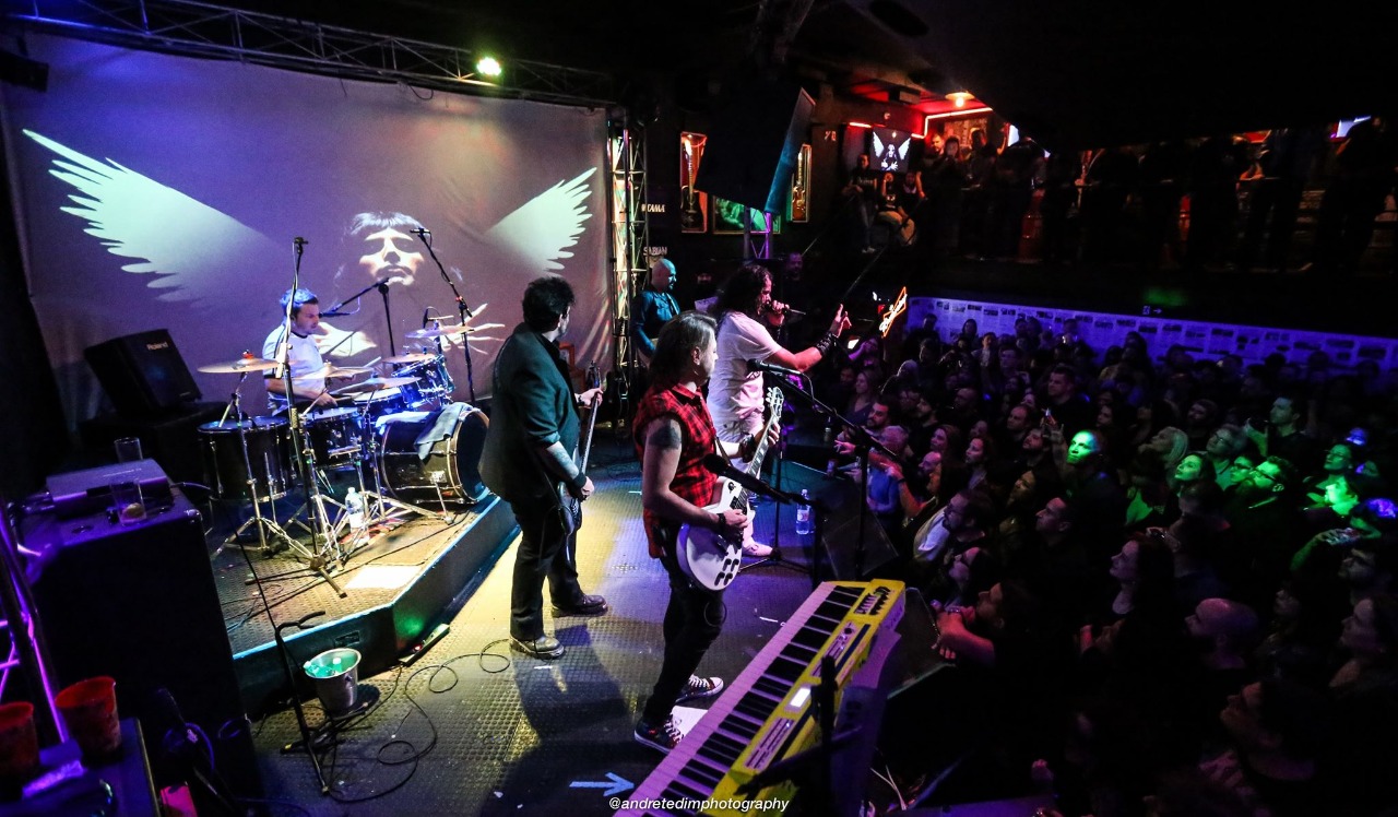 Manifesto Bar - Casa noturna com os melhores shows de São Paulo <!-- balada, musica ao vivo, rock-->